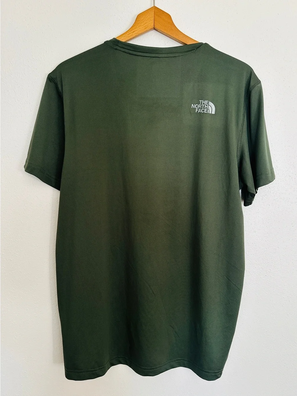 The North Face Men's 24/7 Tech Performance T-Shirt Size 2XL Olive Green